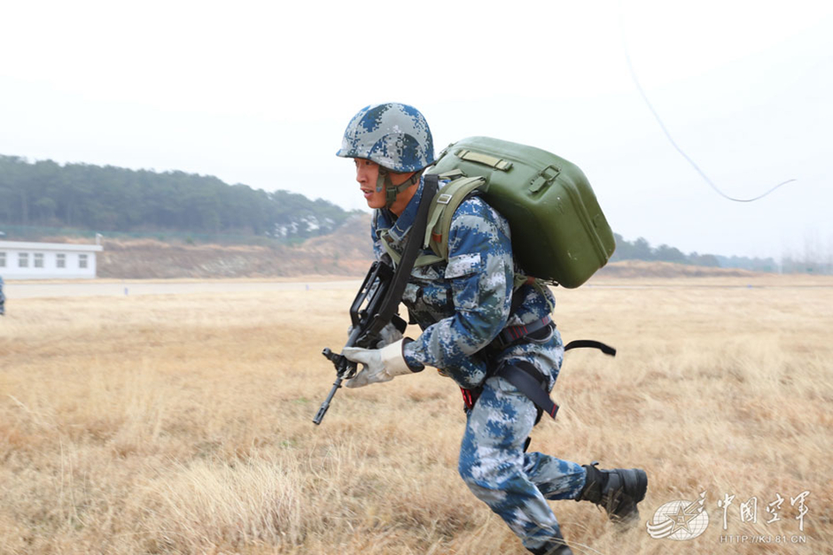 空降奇兵游戏_空降奇兵游戏怎么玩_空降奇兵游戏规则