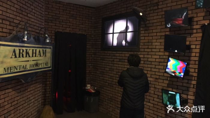 鬼屋逃生4_逃生鬼屋在哪里可以看_逃生鬼屋恐怖游戏
