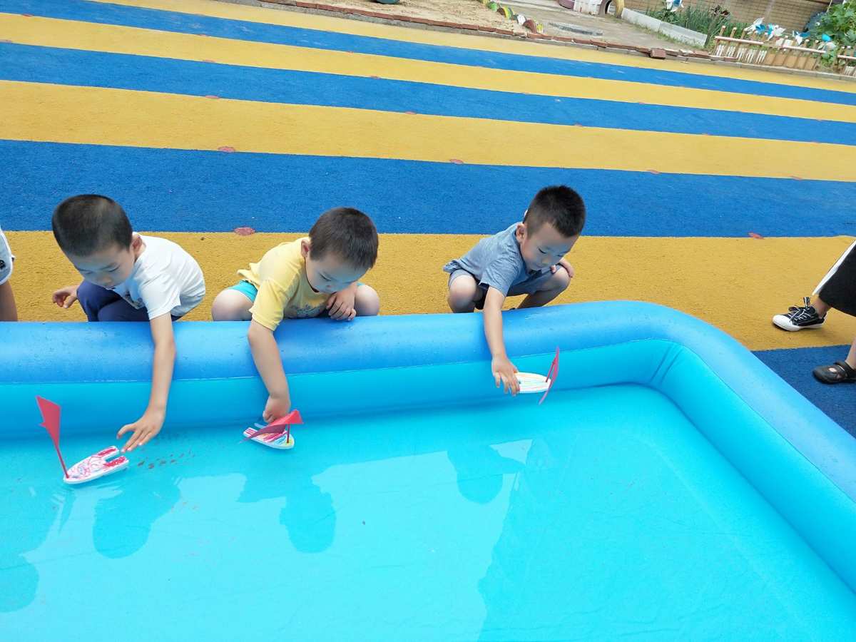 湖面初探，畅游水中乐趣