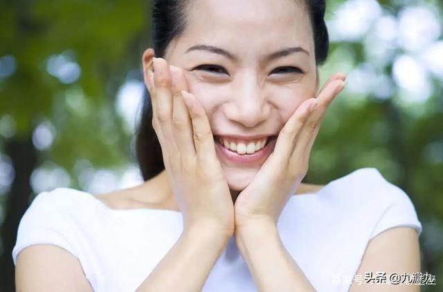 笑三少_重生悍少太诱人柠檬笑_笑少年