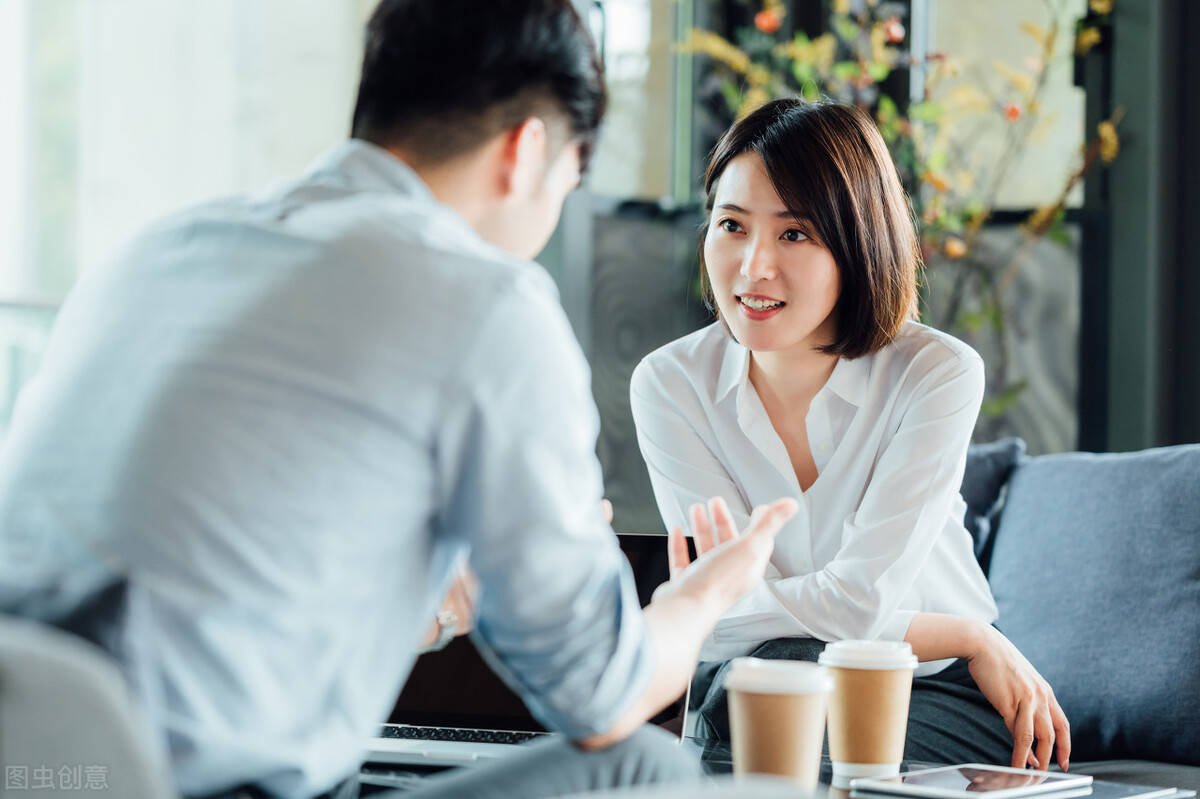 陌伊族_陌伊服饰商行_伊陌app