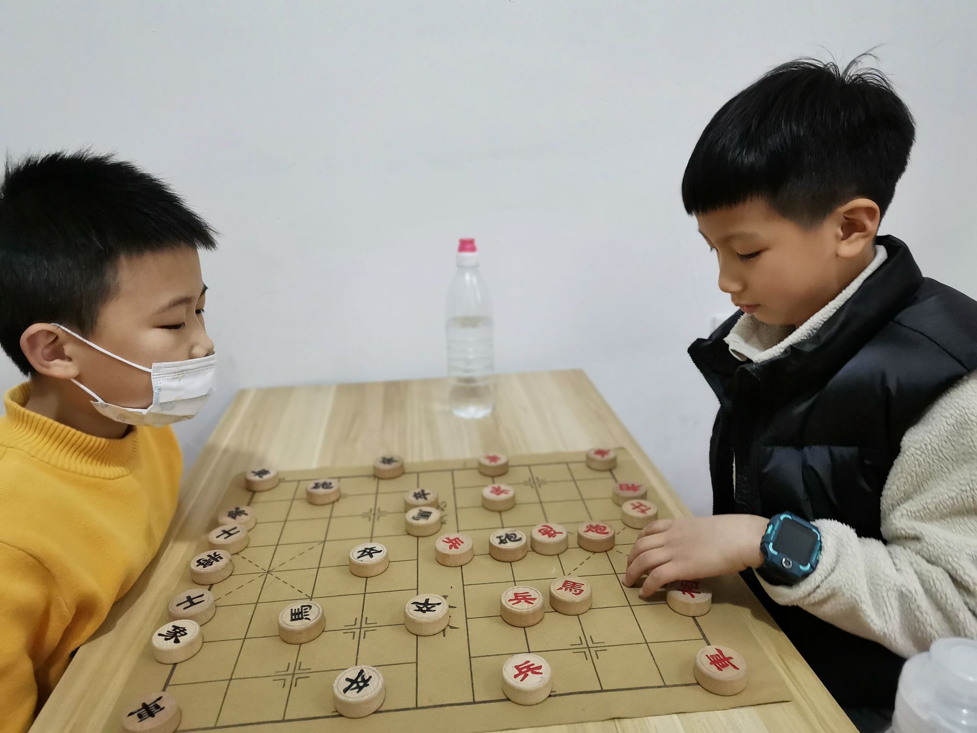 象棋玩个人手机游戏可以吗_象棋手机游戏_四个人玩的象棋手机游戏