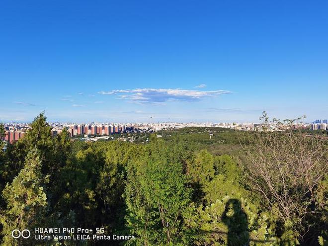 华为p30pro-华为P30 Pro：夜景摄影新利器，超感光模式让你轻松捕捉城市夜色