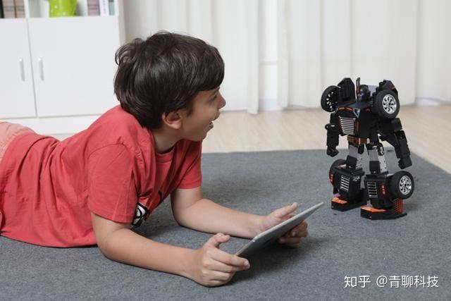 推荐儿童机器人游戏手机_儿童机器人玩具哪种好_小孩玩的机器人哪个牌子好