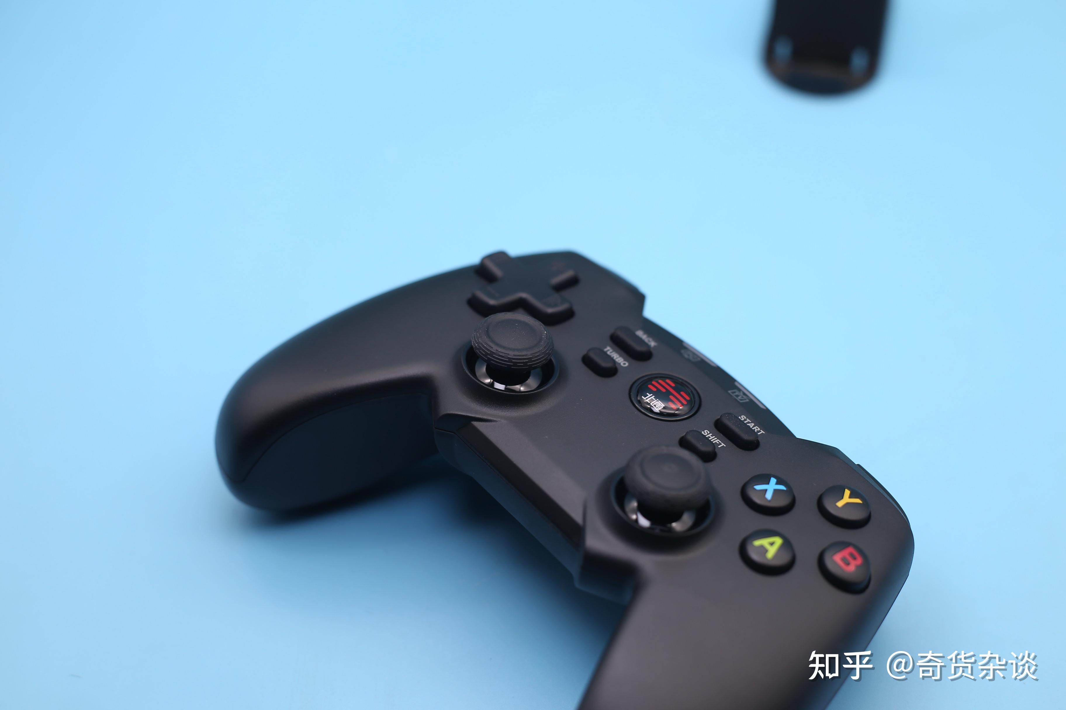 游戏手机游戏手柄推荐-骨灰级玩家分享：那些让我爱不释手的游戏手柄
