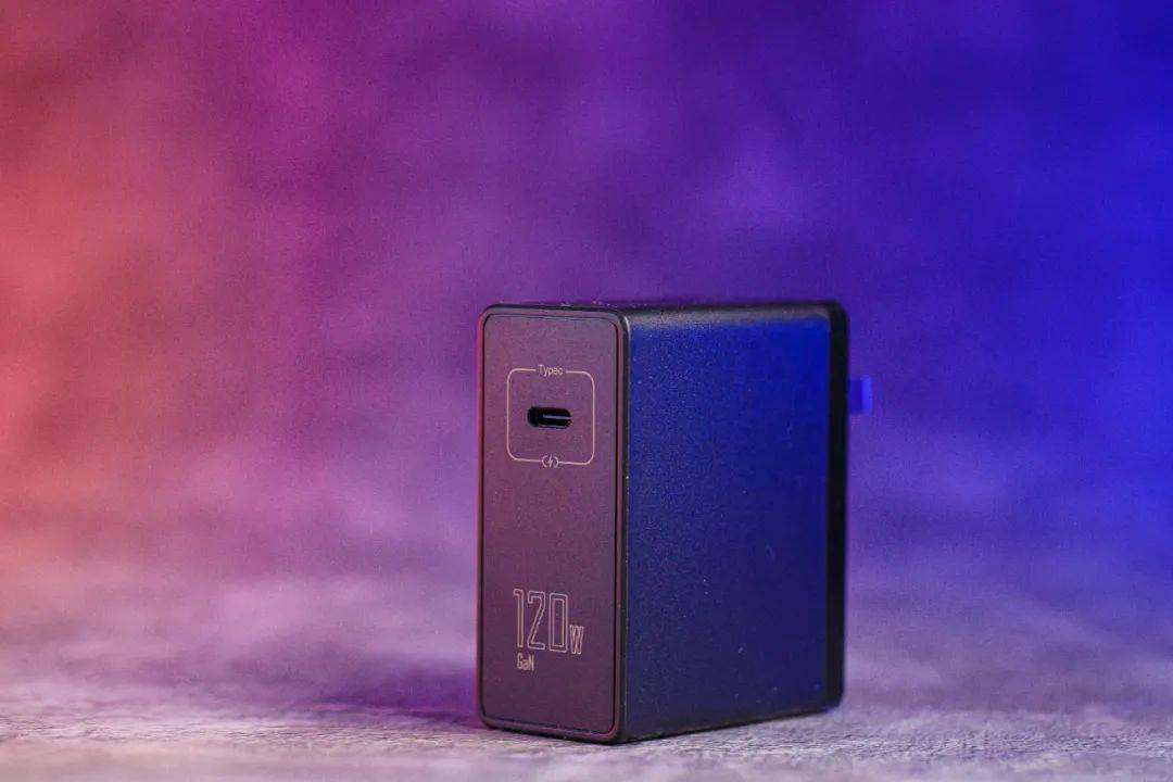 最能打的游戏手机有哪款-ROGPhone5、黑鲨 4Pro、红魔 6Pro：游戏手机中的战斗机，让你玩到停不下来