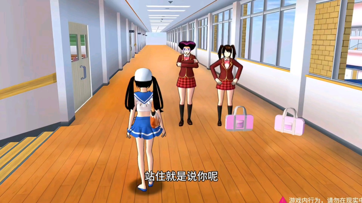 睡觉图片说说心情短语_睡觉图搞笑_一个人睡觉玩手机游戏图片
