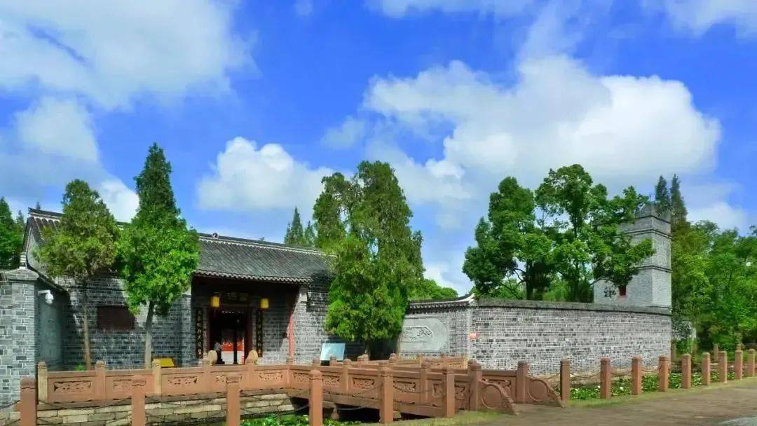忧郁的安娜手游_天尚游戏忧郁的安娜手机版_安娜的忧郁游戏攻略