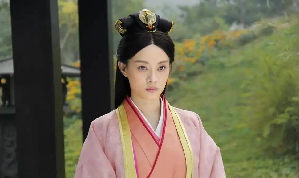 芈月的个人简历_芈月简介_芈月简介及人生经历
