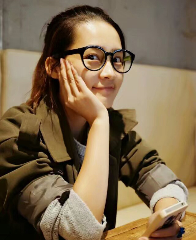 vue下拉框默认值_vue下拉默认选中第一项_vue下拉框默认选中某个值